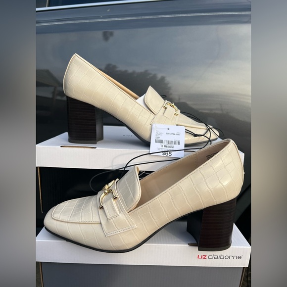 NEW Women’s Cream Heel Loafers Size 10M | Chic Office Shoes Old Money - Picture 3 of 11